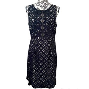 kensie Women's Graphic Geo Sleeveless Dress Black Lace With Cream Underlay Sz M.